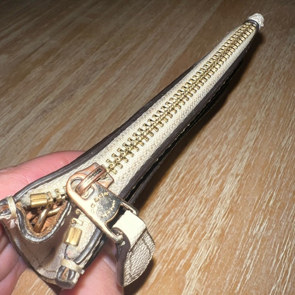 Coach Mini Skinny ID Case - Picture 7 of 9